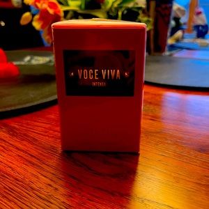 Brand new in box: Voce Viva Intensa Eau de Parfum Spray